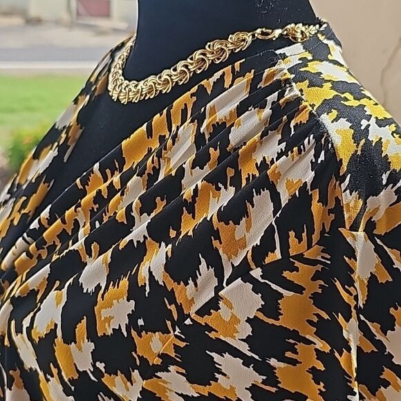 Anne Klein pullover knit top with elastic waist size medium - Picture 4 of 9